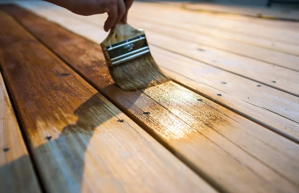deck-staining-varnishing-website
